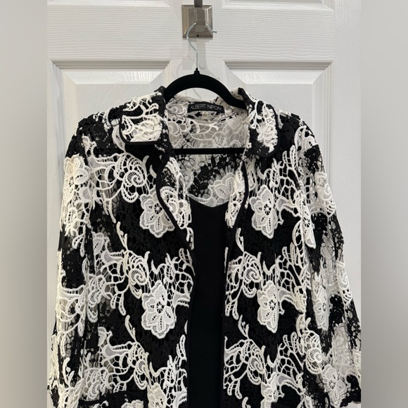 Albert Nipon Black and Porcelain Lace Overlay Dress - Picture 4 of 16